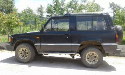 Isuzu Trooper 2.2 TD 5 porte Wagon DLX usata
