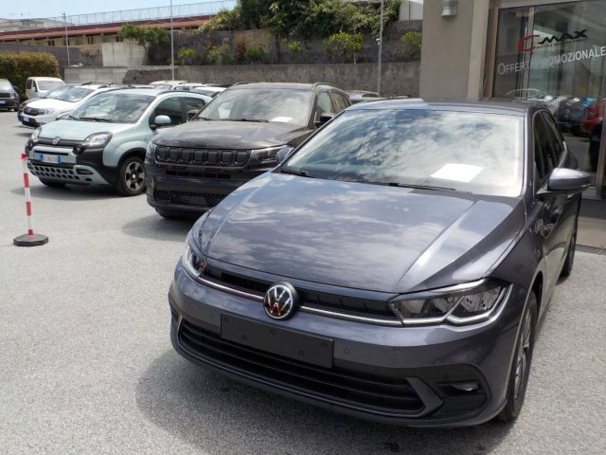 Volkswagen Polo 1.0 tsi Edition 95cv (8)