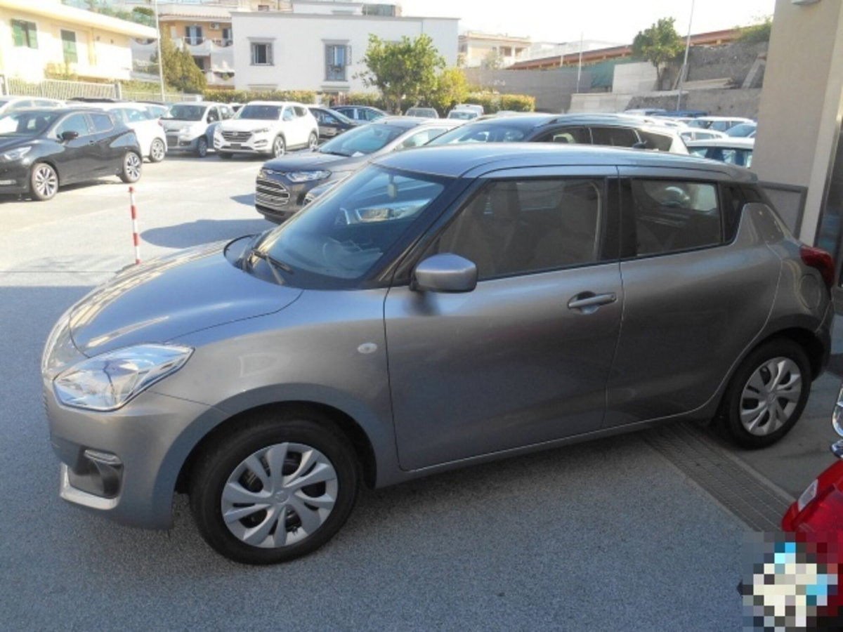 Suzuki Swift 1.2 Hybrid Top (9)