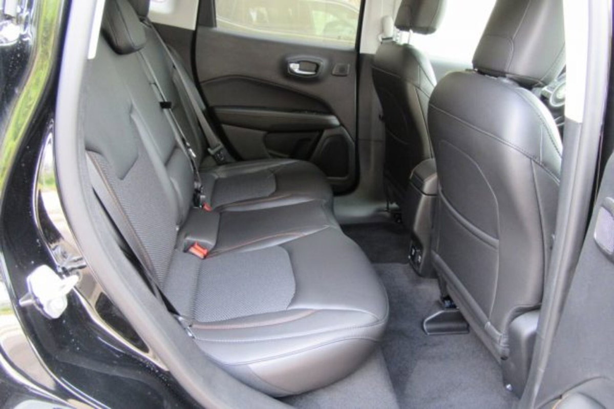 Jeep Compass 2.0 Multijet II 4WD Limited (10)