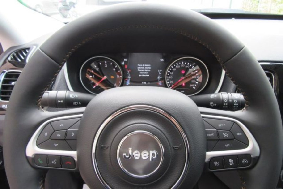 Jeep Compass 2.0 Multijet II 4WD Limited (15)