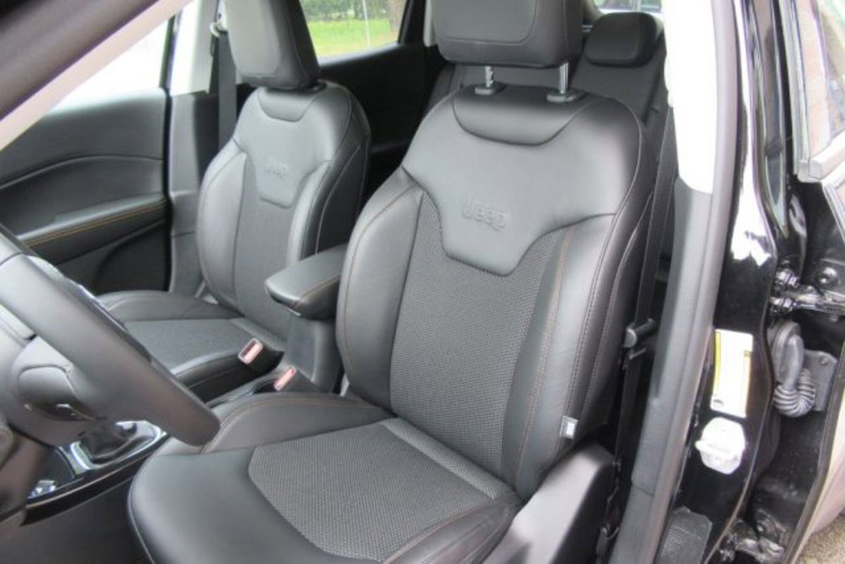 Jeep Compass 2.0 Multijet II 4WD Limited (16)