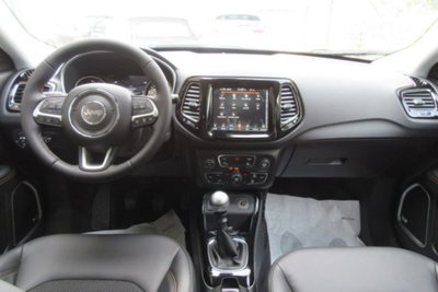 Jeep Compass 2.0 Multijet II 4WD Limited (8)