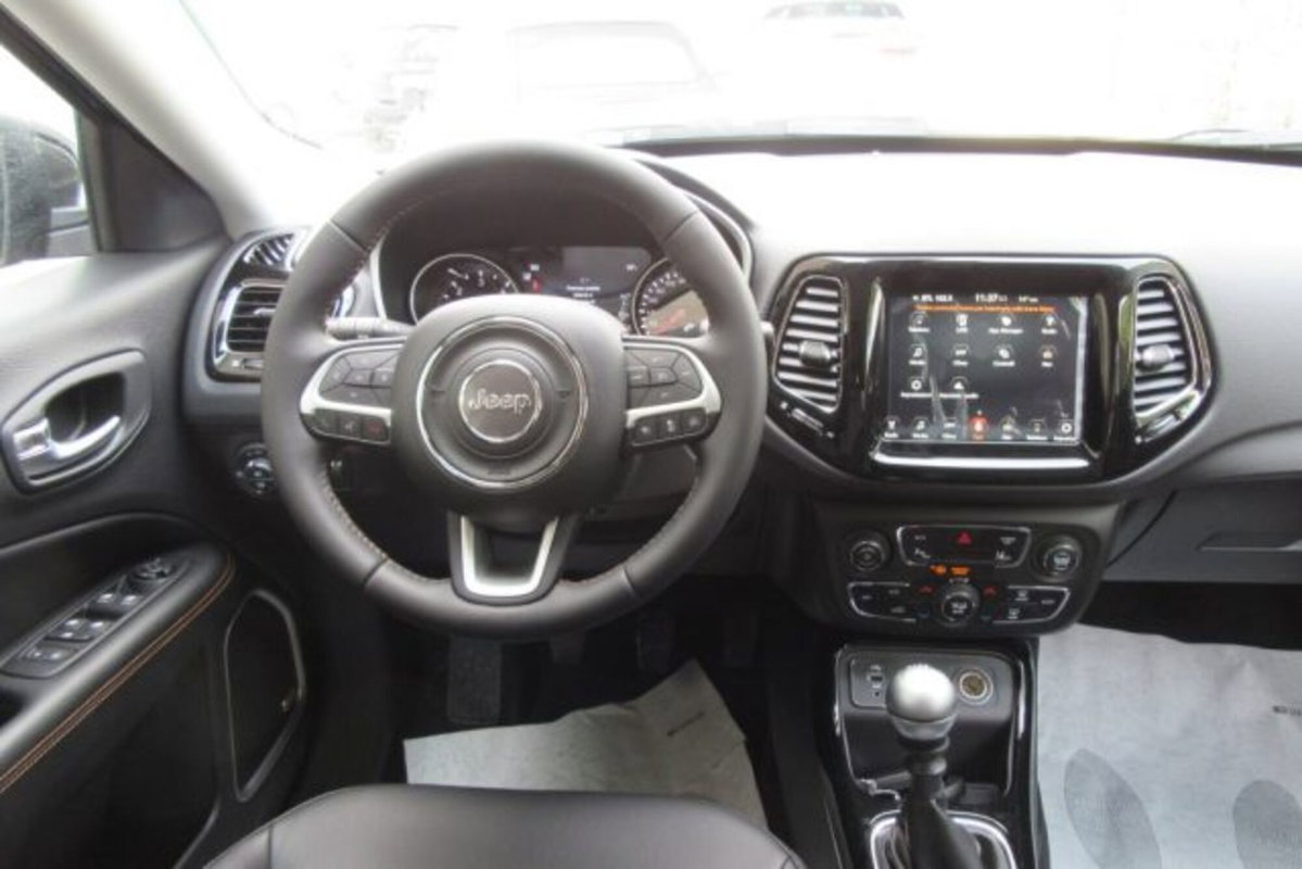 Jeep Compass 2.0 Multijet II 4WD Limited (9)