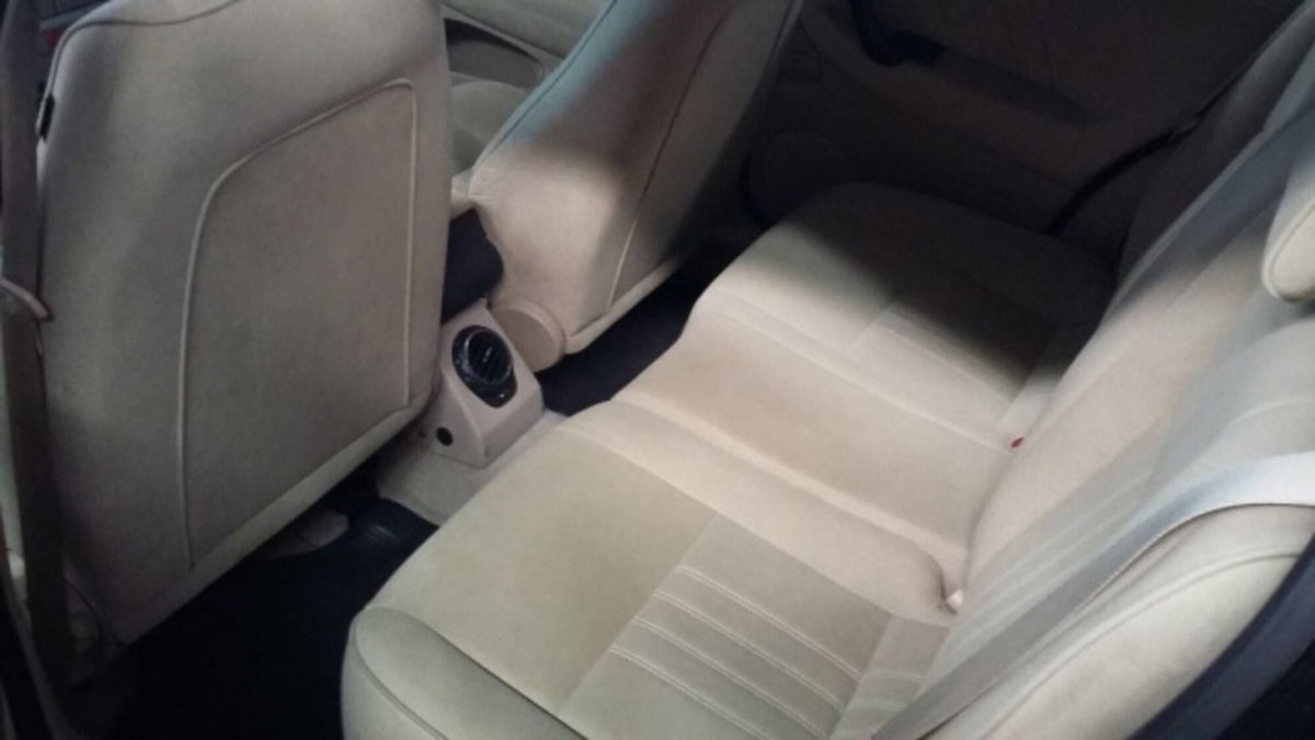 Alfa Romeo 147 1.9 JTD (120) 5 porte Distinctive (6)