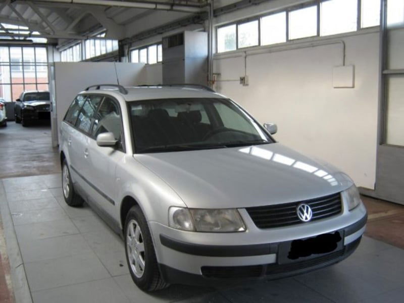 Volkswagen Passat Variant 1.9 TDI/115 CV cat C.line