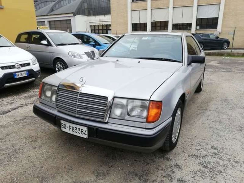 Mercedes-Benz 200 Coupé 200 CE Coupé