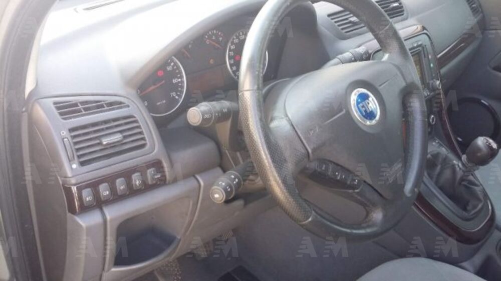 Fiat Croma 1.9 Multijet 16V Dynamic (11)