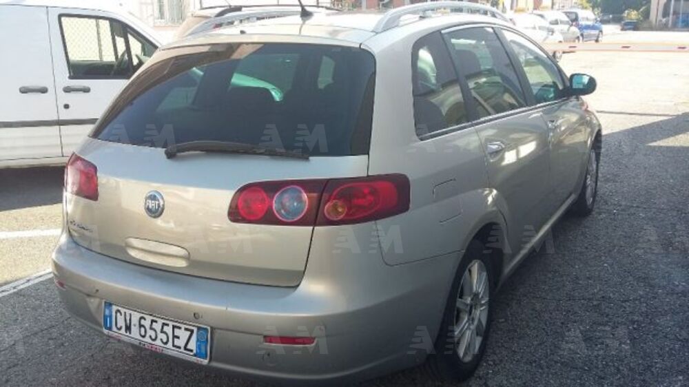 Fiat Croma 1.9 Multijet 16V Dynamic (3)