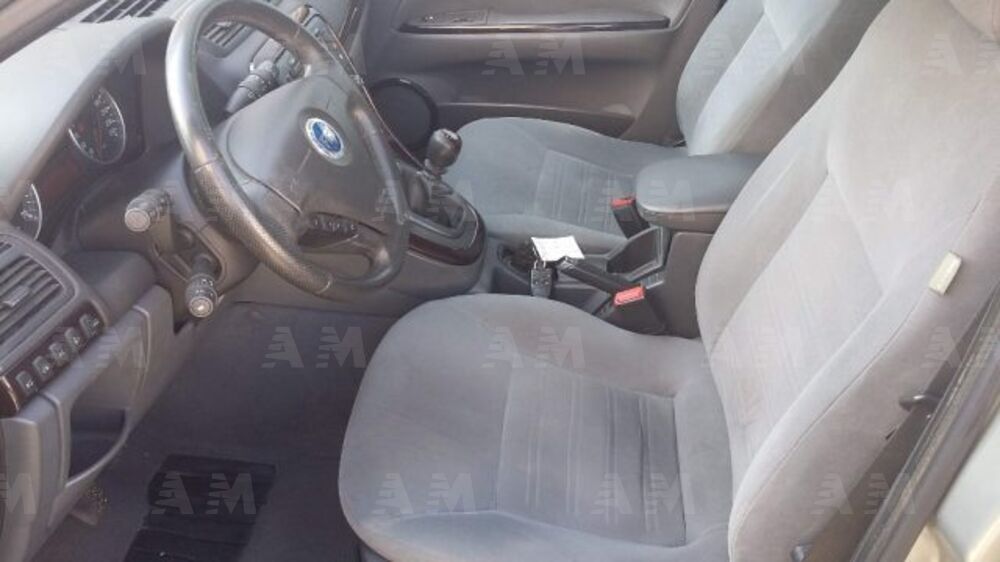 Fiat Croma 1.9 Multijet 16V Dynamic (9)