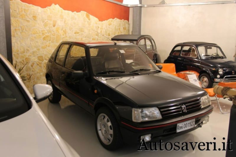 Peugeot 205 3 porte GTI