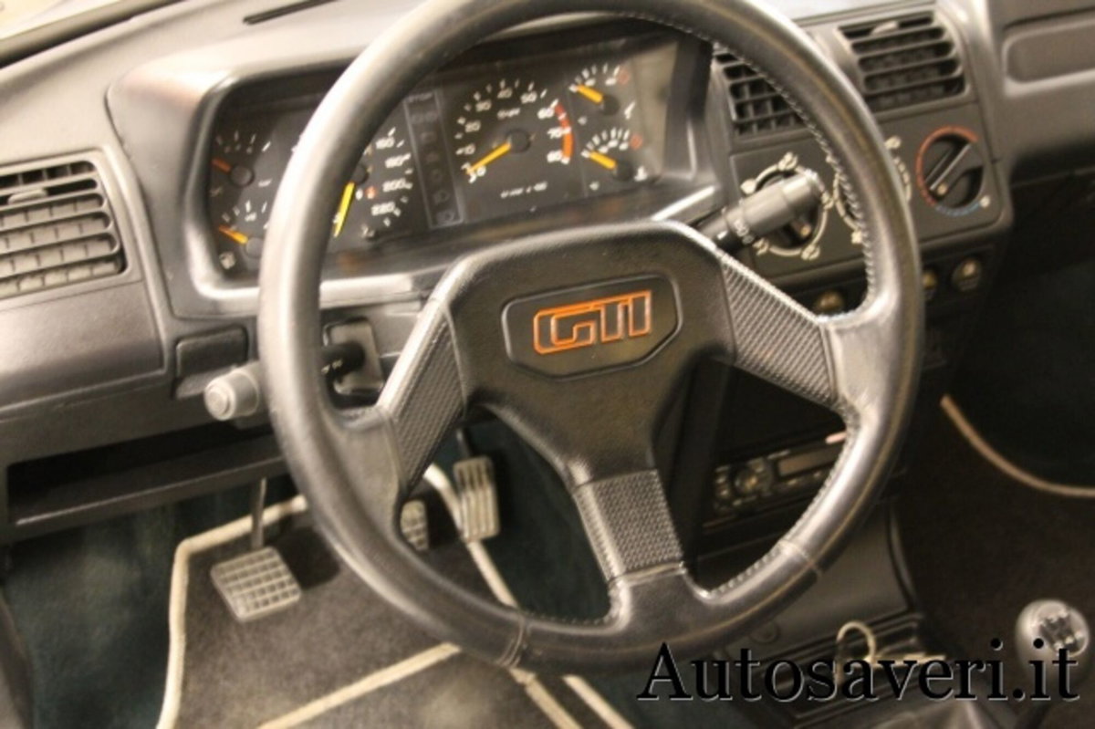 Peugeot 205 3 porte GTI (3)