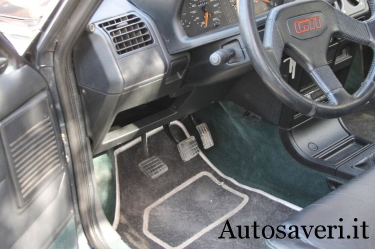 Peugeot 205 3 porte GTI (6)