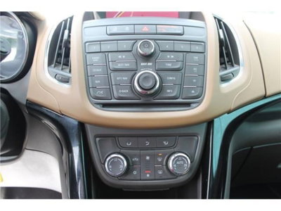 Opel Zafira Tourer 2.0 CDTi 165CV aut. Cosmo (11)