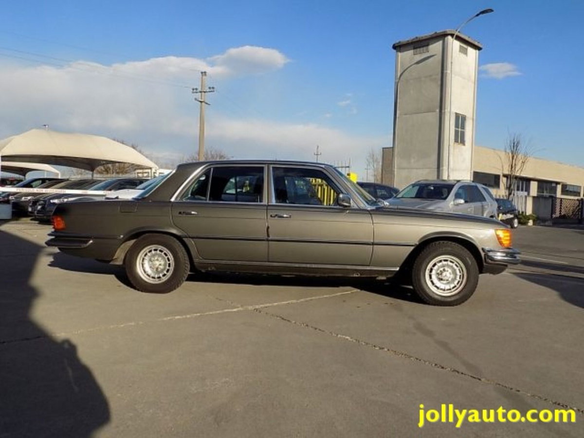 Mercedes-Benz 280 280 (4)