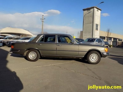 Mercedes-Benz 280 280 (4)