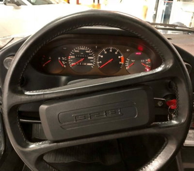 Porsche 928 S (12)