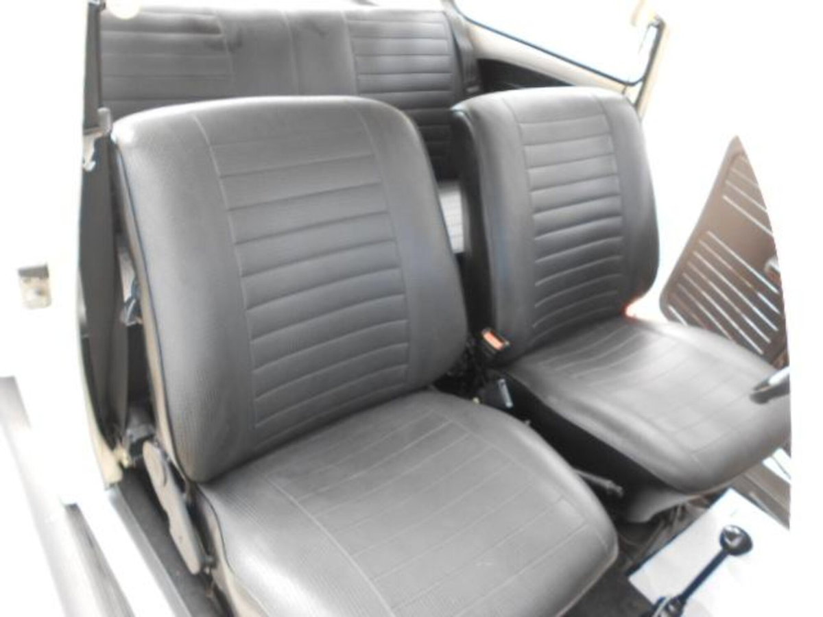 Volkswagen Maggiolino 1200 L (Messico) (14)