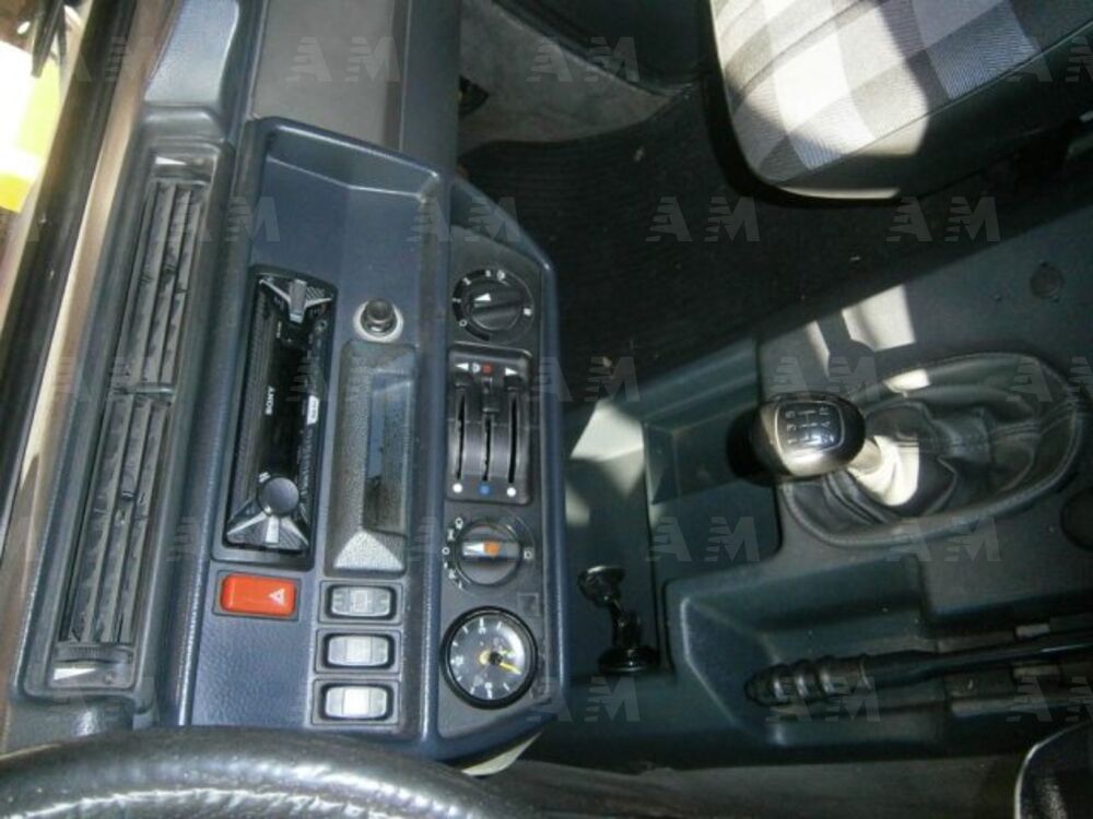 Mercedes-Benz 250 250 GD corto Station Wagon (6)