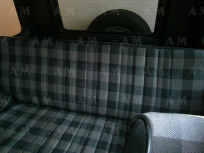 Mercedes-Benz 250 250 GD corto Station Wagon (8)