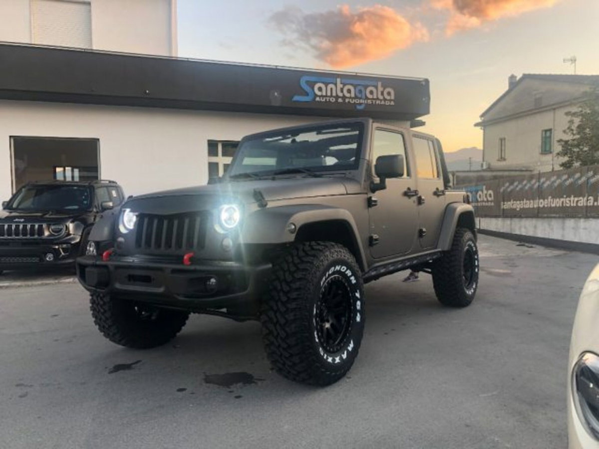Jeep Wrangler Unlimited 2.8 CRD DPF Sahara (11)