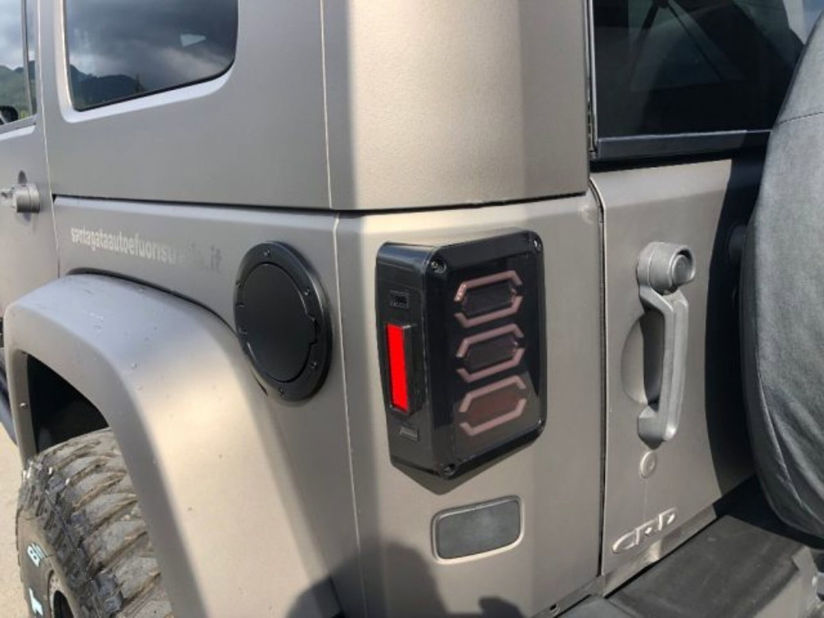 Jeep Wrangler Unlimited 2.8 CRD DPF Sahara (12)