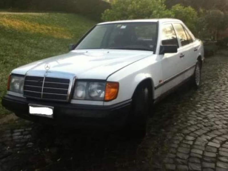 Mercedes-Benz Classe E 200 Executive usato