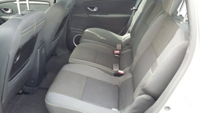 Renault Scénic X-Mod 1.5 dCi 110CV Dynamique (10)