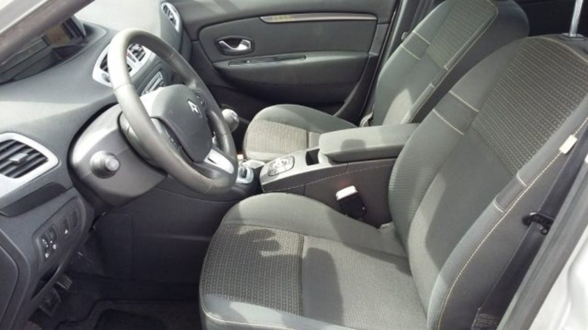 Renault Scénic X-Mod 1.5 dCi 110CV Dynamique (5)