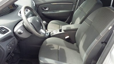 Renault Scénic X-Mod 1.5 dCi 110CV Dynamique (5)