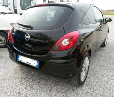 Opel Corsa 1.2 85CV 3 porte GPL-TECH Ecotec (3)