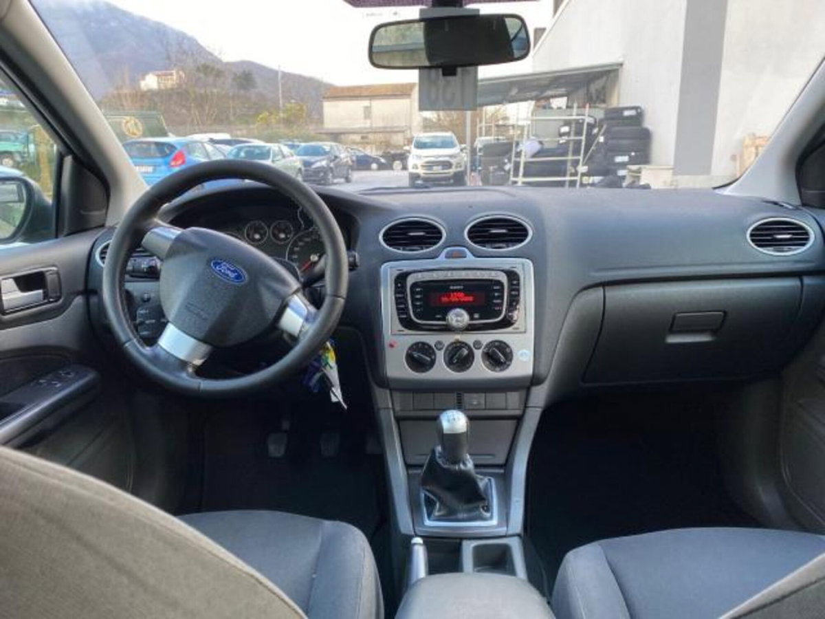 Ford Focus Station Wagon 1.6 TDCi (90CV) S.W. (4)