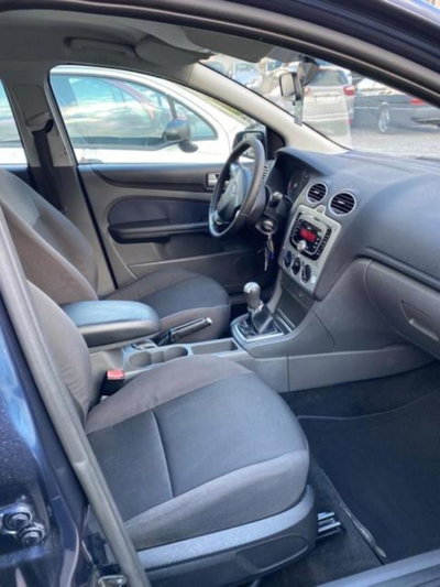 Ford Focus Station Wagon 1.6 TDCi (90CV) S.W. (5)