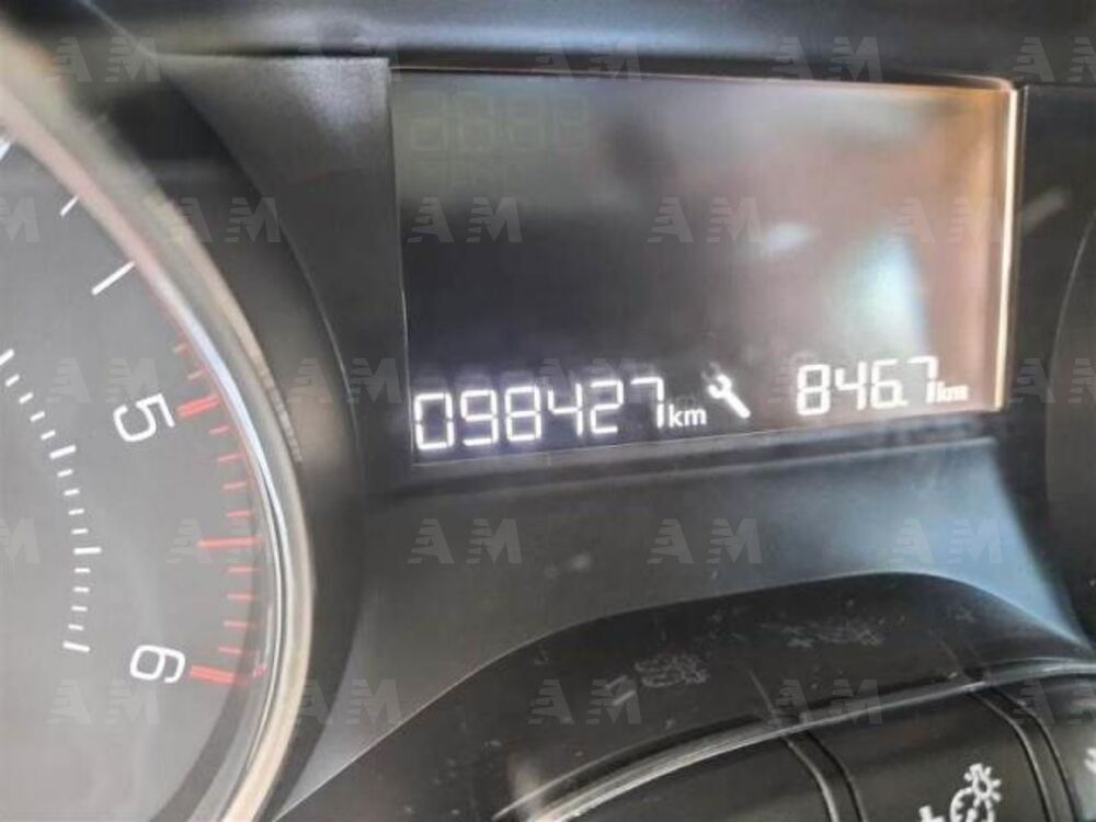 Peugeot 208 HDi 68 CV 5 porte Allure (14)