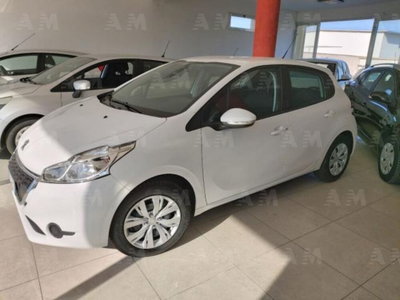 Peugeot 208 HDi 68 CV 5 porte Allure (6)