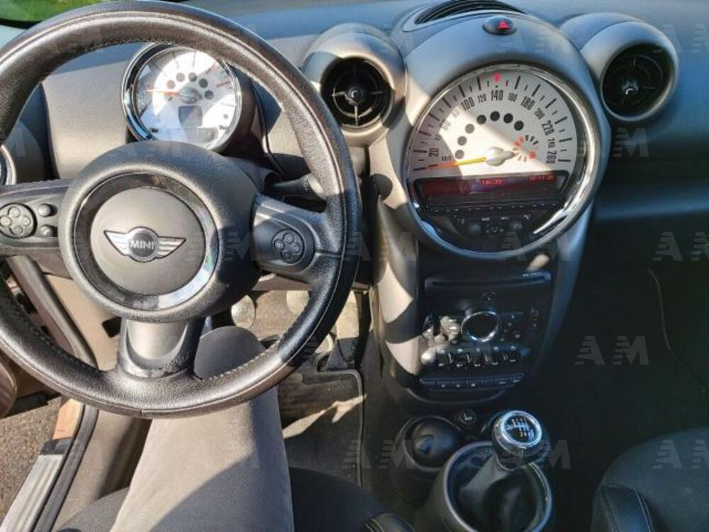 MINI Mini Countryman 1.6 Cooper D Countryman ALL4 (7)