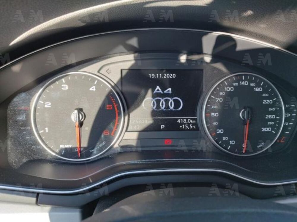 Audi A4 Avant 2.0 TDI 150 CV ultra (5)