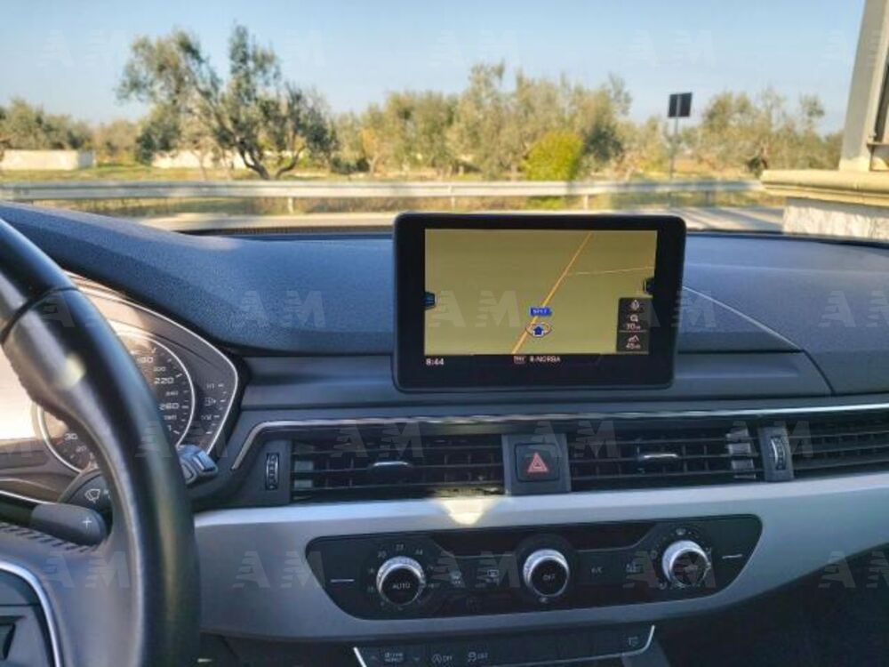 Audi A4 Avant 2.0 TDI 150 CV ultra (8)