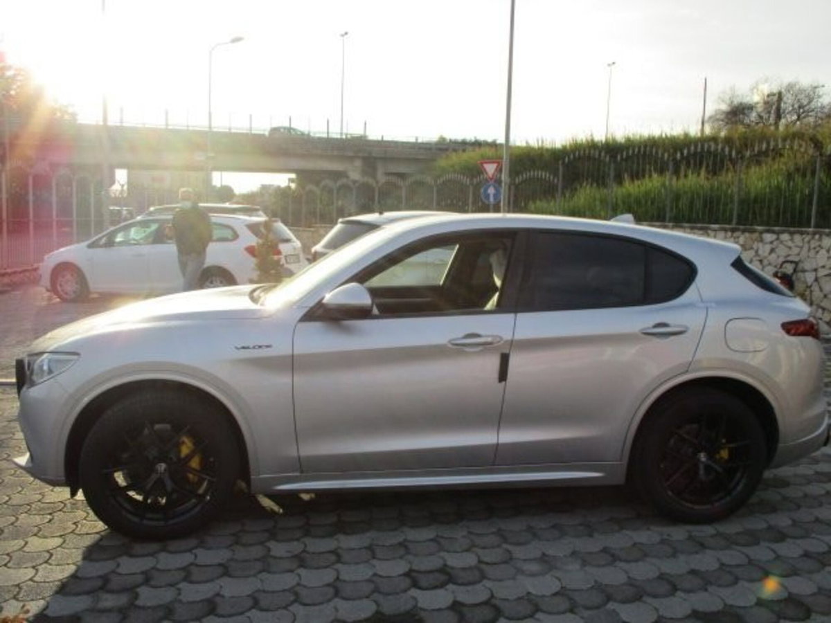 Alfa Romeo Stelvio Stelvio 2.2 Turbodiesel 190 CV AT8 Q4 Executive (2)