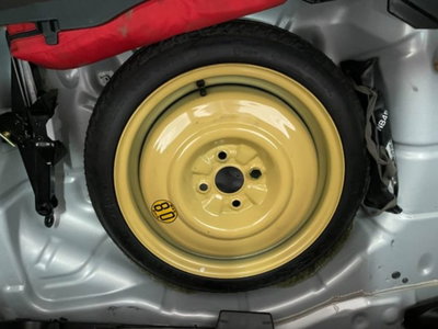 Mazda 323 Lantis 1.5i 16V cat 5 porte GLX (11)