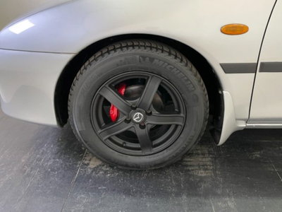 Mazda 323 Lantis 1.5i 16V cat 5 porte GLX (7)