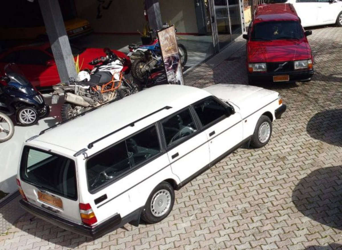 Volvo 240 Station Wagon cat Station Wagon Polar (3)