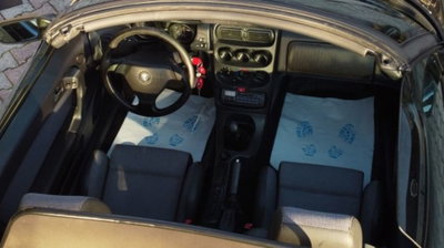 Alfa Romeo Spider 2.0i 16V Twin Spark cat (14)
