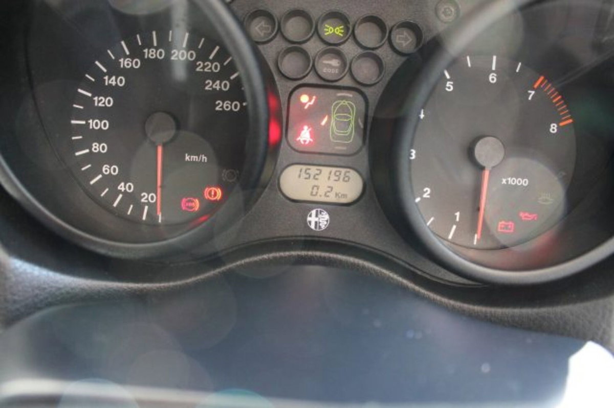Alfa Romeo Spider 2.0i 16V Twin Spark cat (20)