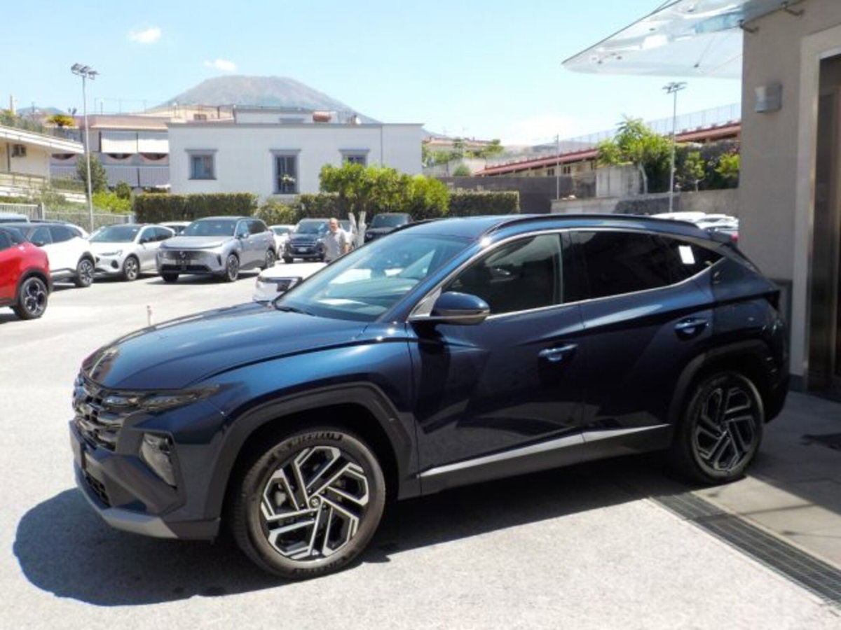 Hyundai Tucson 1.6 hev Xtech 2wd 239cv auto (10)