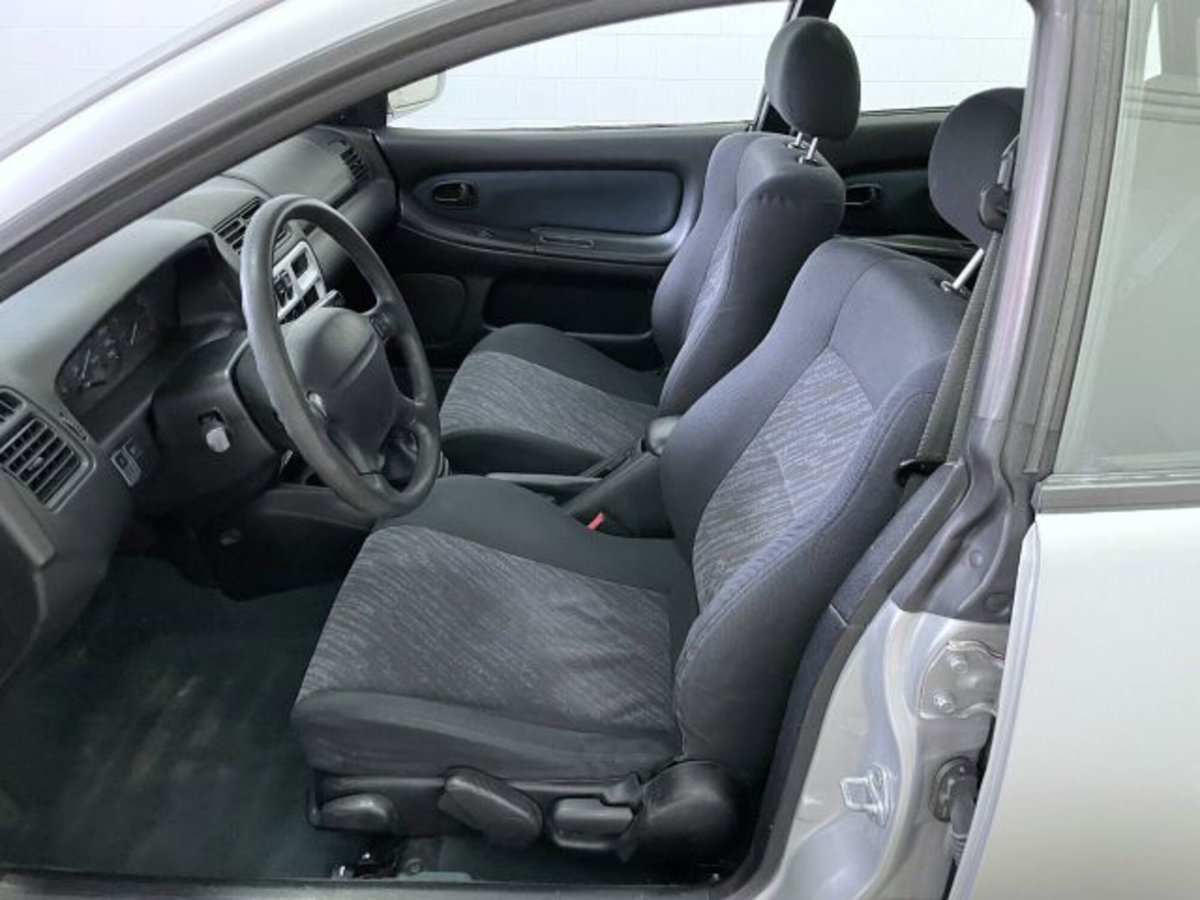 Mazda 323 Lantis 1.5i 16V cat 5 porte GLX (13)