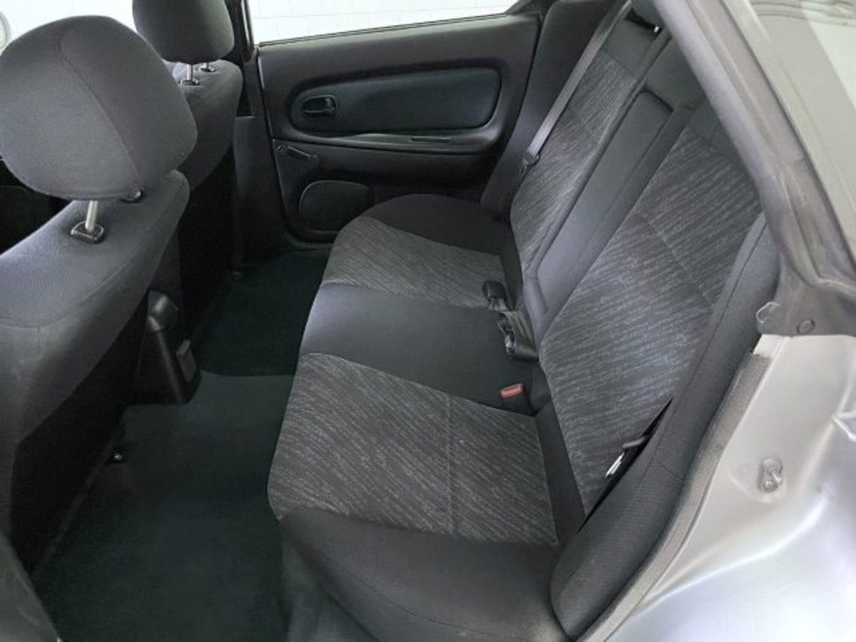Mazda 323 Lantis 1.5i 16V cat 5 porte GLX (16)