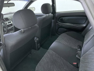 Mazda 323 Lantis 1.5i 16V cat 5 porte GLX (17)