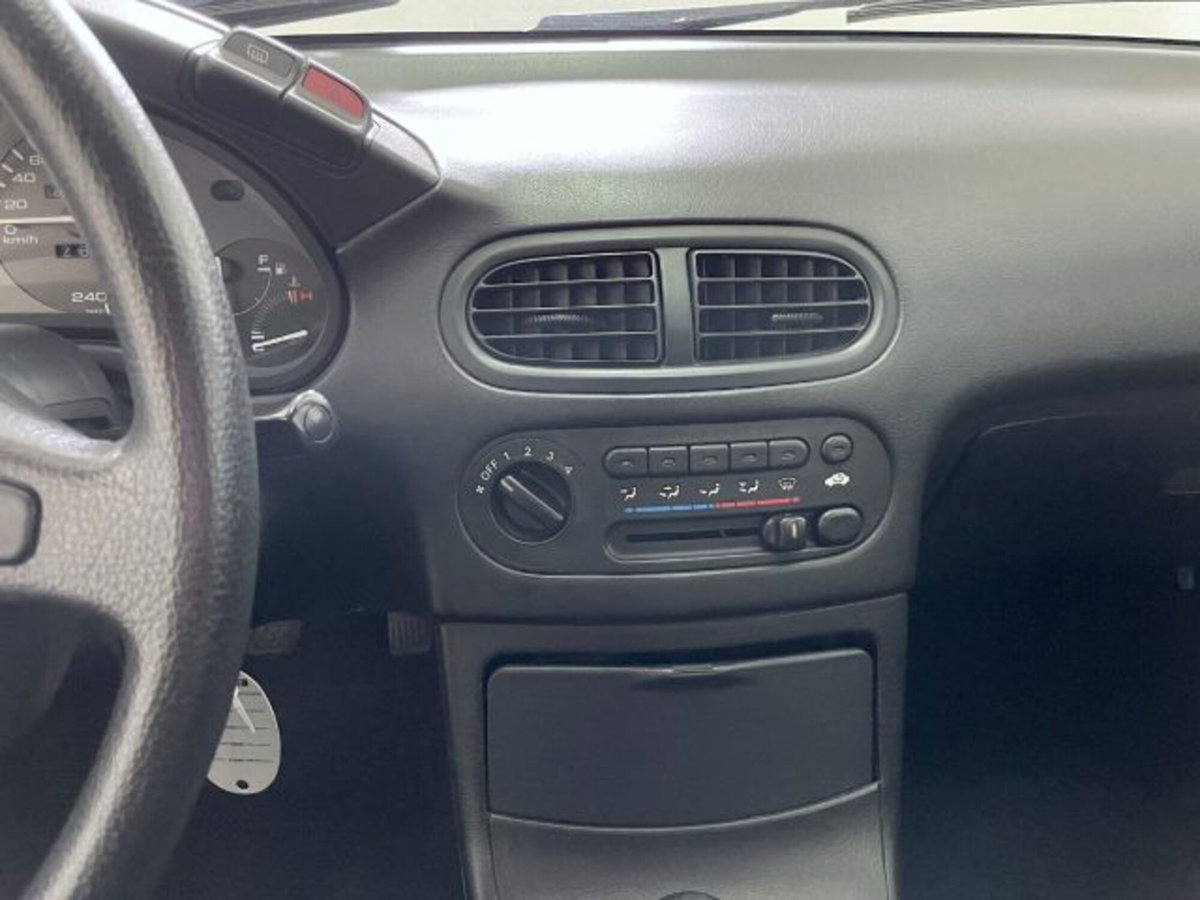 Honda Civic Coupé CRX 1.6i 16V (17)