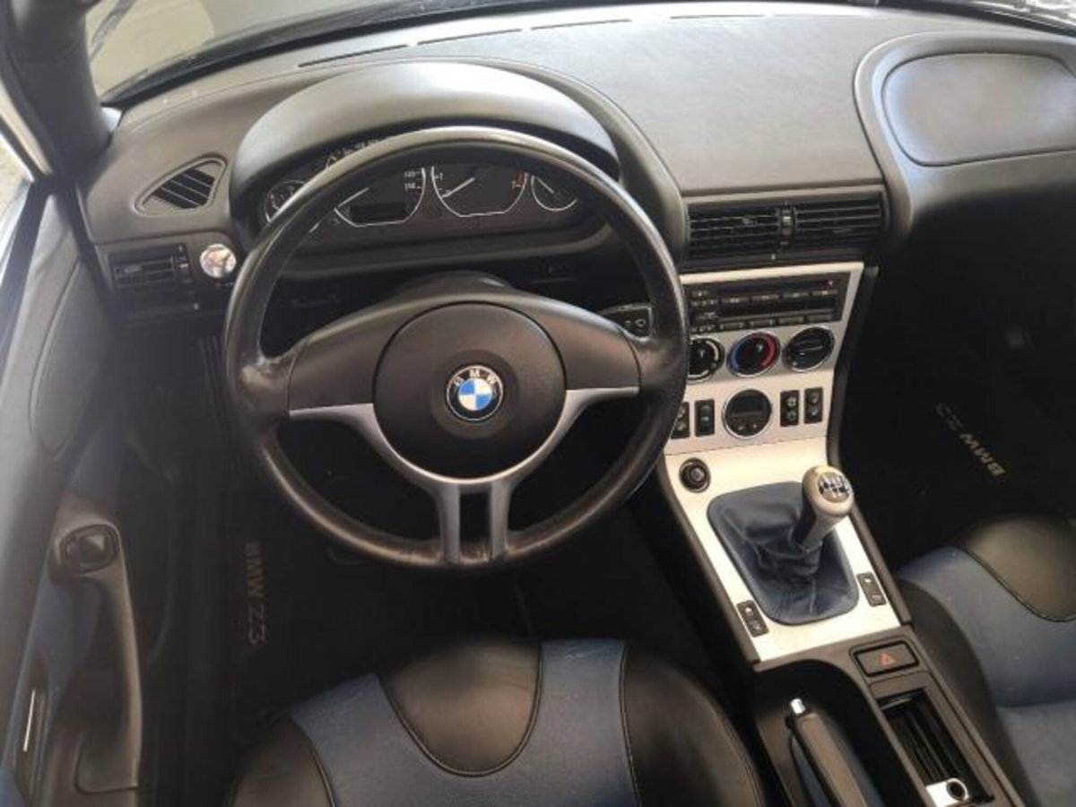 BMW Z3 Cabrio 3.0 24V cat Roadster (12)